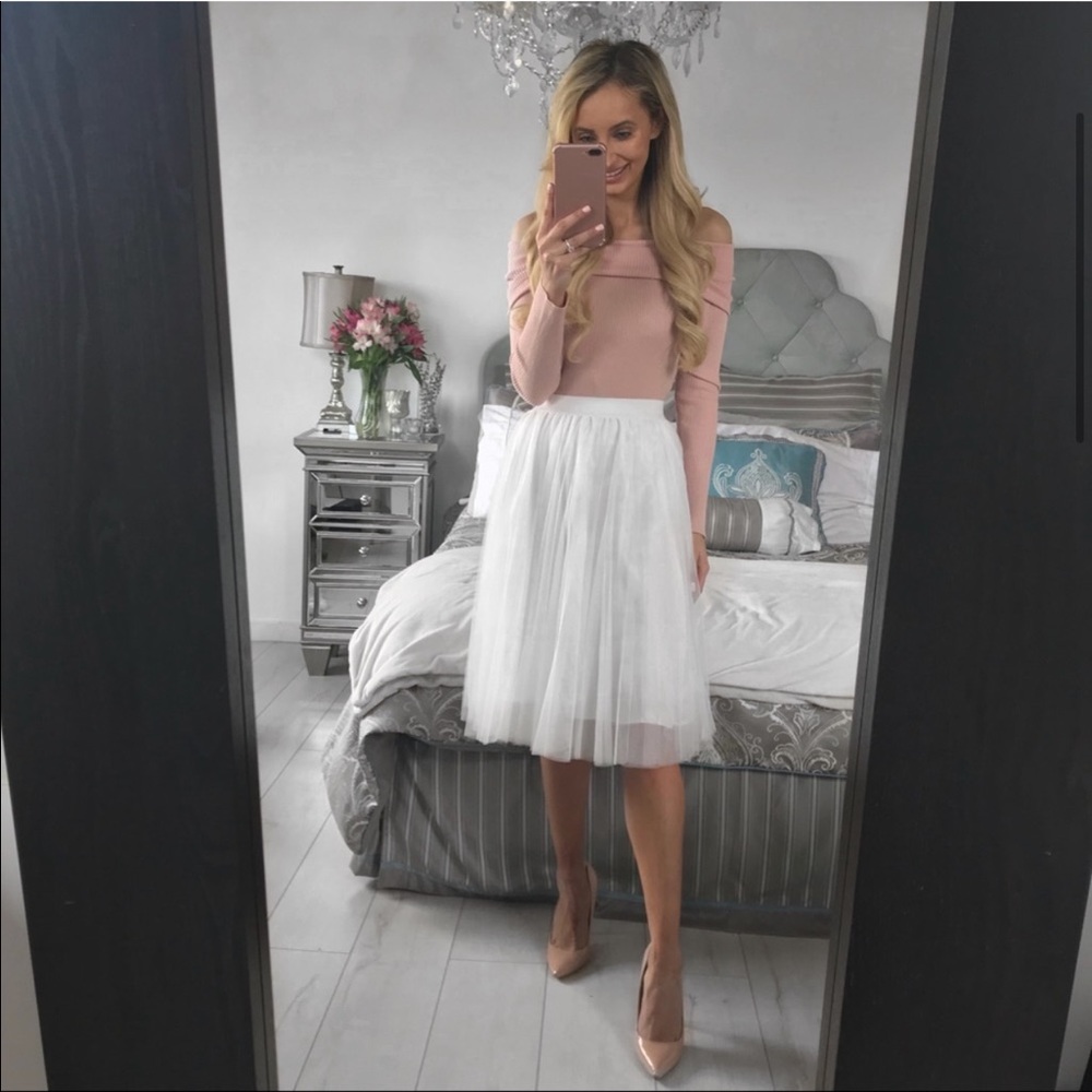 LAST 2!!!! Off the Shoulder Knitwear Pink Crop Top - Picture 2 of 8